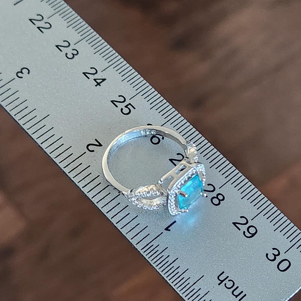 925 Sterling Silver Aquamarine and White Topaz Size 7 Ladies Ring NEW - Picture 4 of 8
